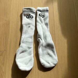 ALO Yoga White Crew Socks
